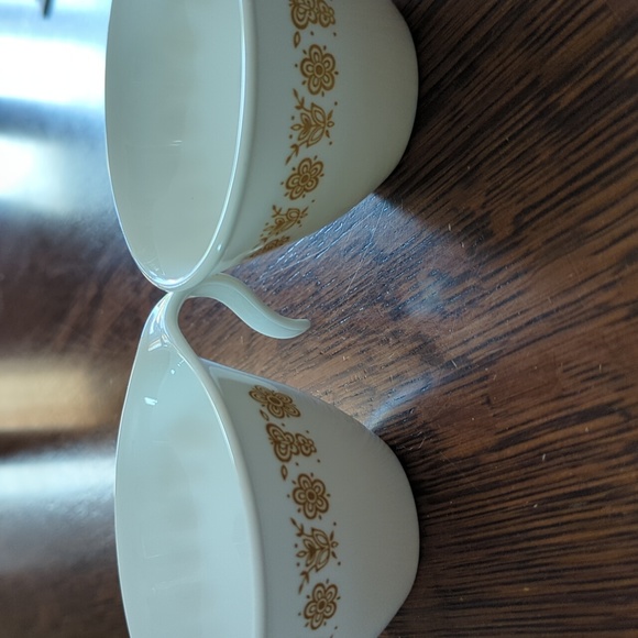 2 Corelle Butterfly Gold Tea Cups - Picture 2 of 4